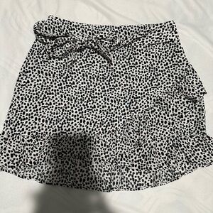 Express front tie black and white dotted skirt
